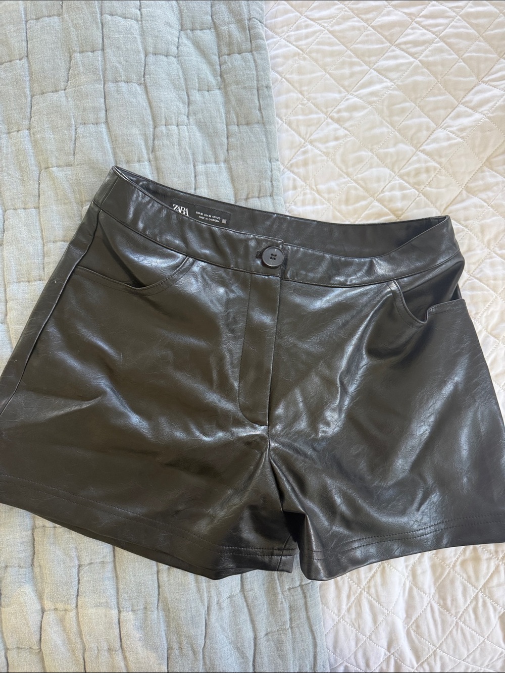ZARA Black Faux Leather High-Waist Women’s Shorts